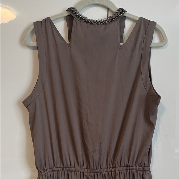 Bebe Dark Taupe Brown Sleeveless Jumpsuit Chain Detail, Size L - Picture 8 of 10